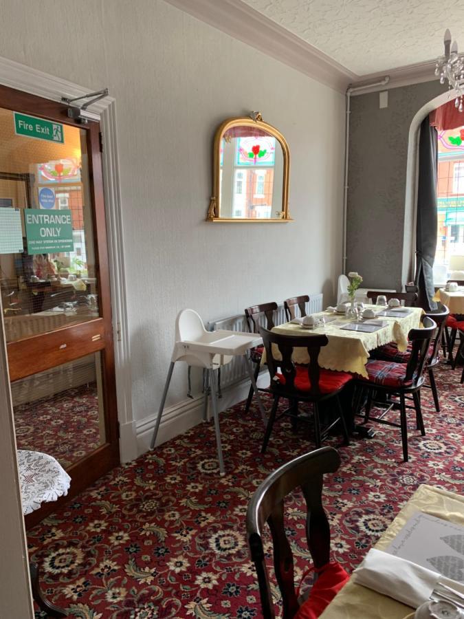 The Woodleigh Family Hotel Blackpool Exteriör bild